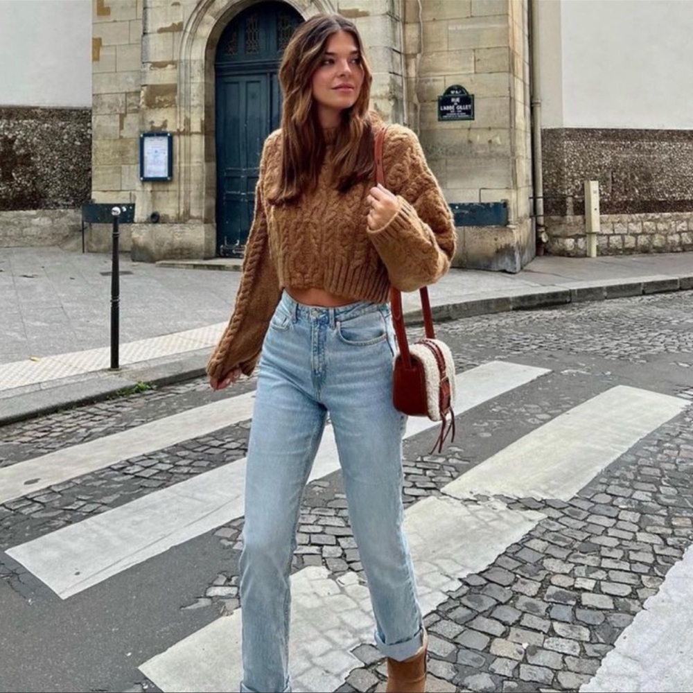 ZARA BLOGGERS FAV CABLE KNIT SWEATER